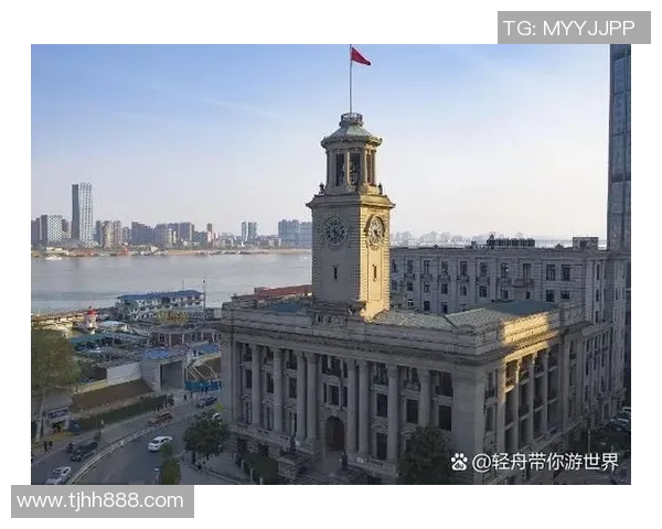 武汉排球队的转型之路探索与挑战并存的崭新篇章 武汉排球队的转型之路探索与挑战并存的崭新篇章