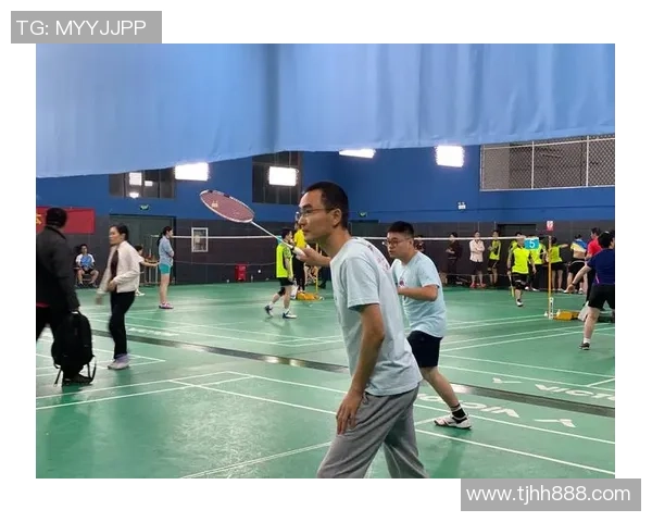 广州羽毛球队在选拔赛中以56分稳居积分榜首位展现强劲实力 广州羽毛球队在选拔赛中以56分稳居积分榜首位展现强劲实力