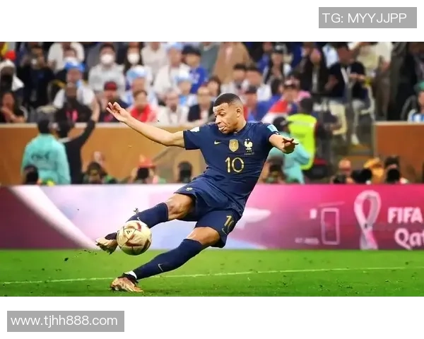 欧美足球明星时尚穿搭大揭秘展现个性与风格的完美结合 欧美足球明星时尚穿搭大揭秘展现个性与风格的完美结合